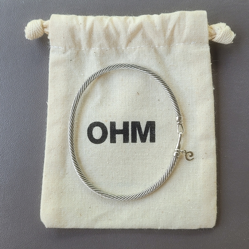 OHM beads Twisted Bangle and free GWP